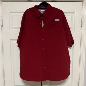 Columbia PFG Men's Burgundy Button-Down Shirt